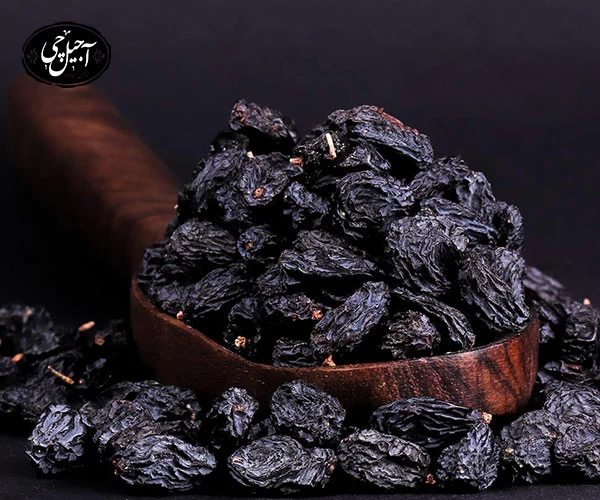 بسته بندی سوغاتی آجیل و خشکبار در فروشگاه آجیل چی