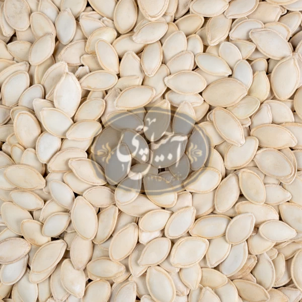 تخمه کدو گوشتی خام درجه یک