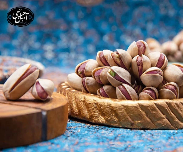 خرید پسته اکبری سلطنتی