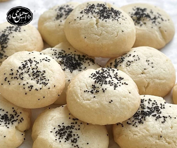 خرید نان برنجی از آجیل چی