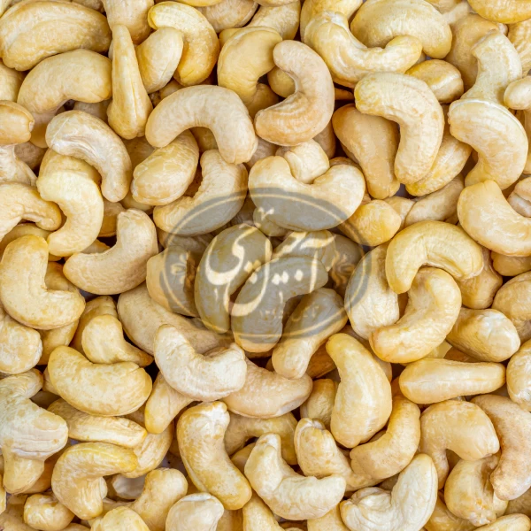 مغزبادام هندی 320 خام