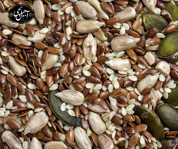 سفارش انواع تخمه با کیفیت تضمینی از آجیل چی مشهد